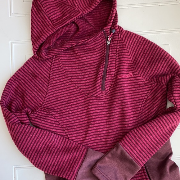 Avalanche 1/4 Zip Hooded Pullover Striped S - Picture 2 of 8